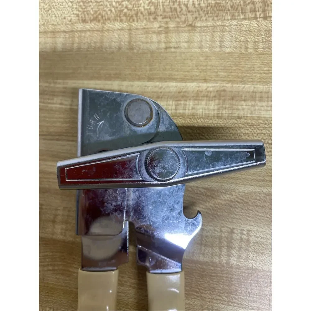 Vintage Swing Away Hand Held Manual Can Opener Bottle Opener Beige Made USA
